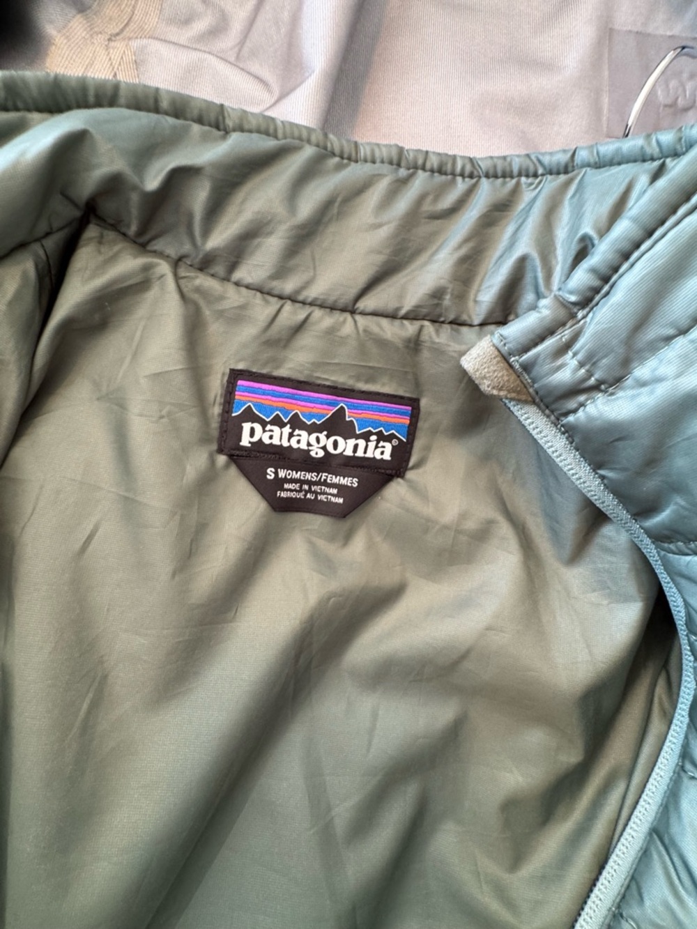 Patagonia Women’s Green Nano Jacket S - Picture 3 of 3